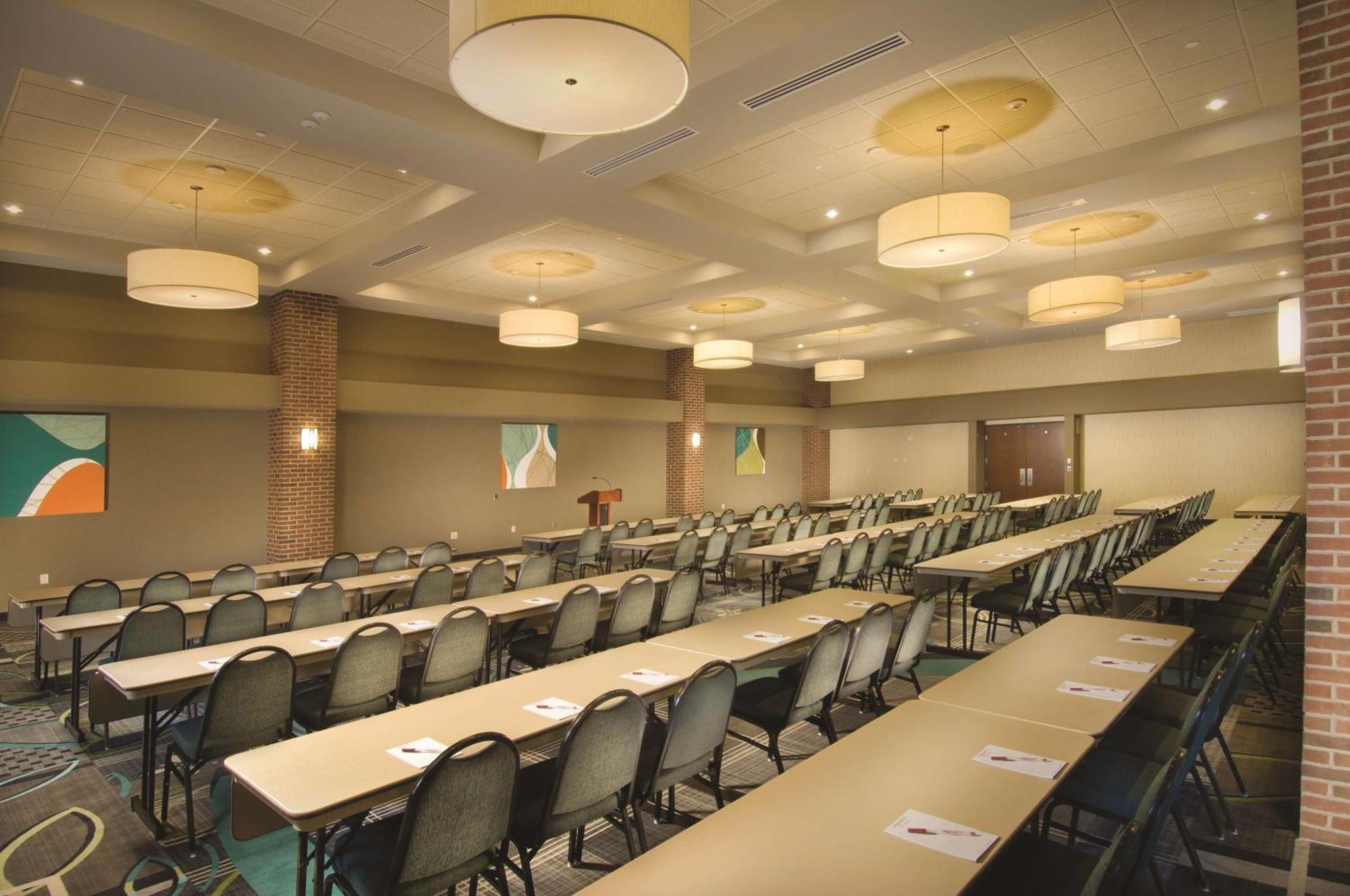 Drury Plaza Hotel San Antonio North Stone Oak Esterno foto