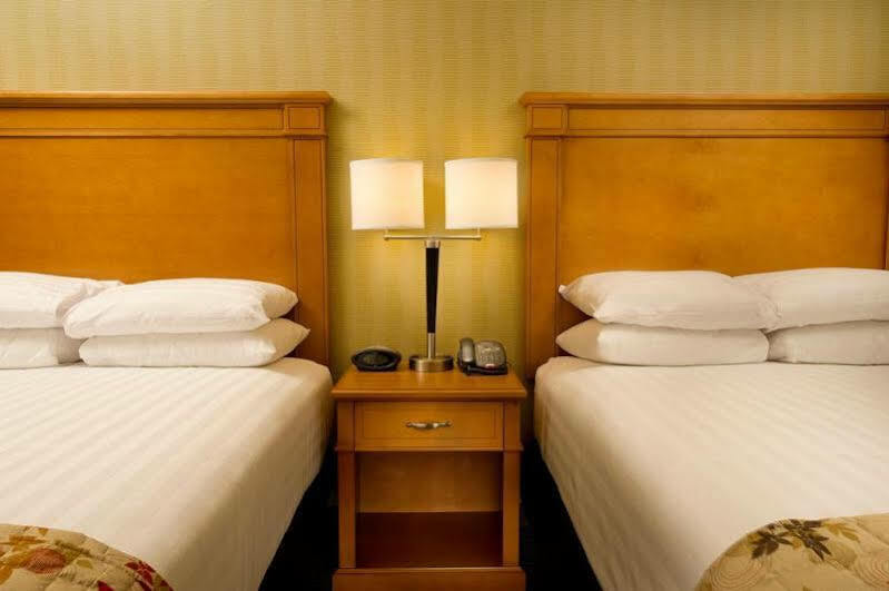 Drury Plaza Hotel San Antonio North Stone Oak Esterno foto